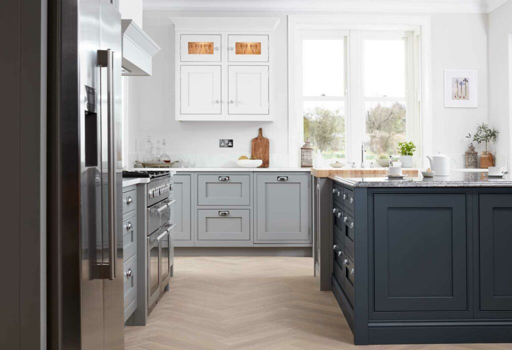 1909 In Frame Shaker Kitchen | Osborne Interiors, Chiswick