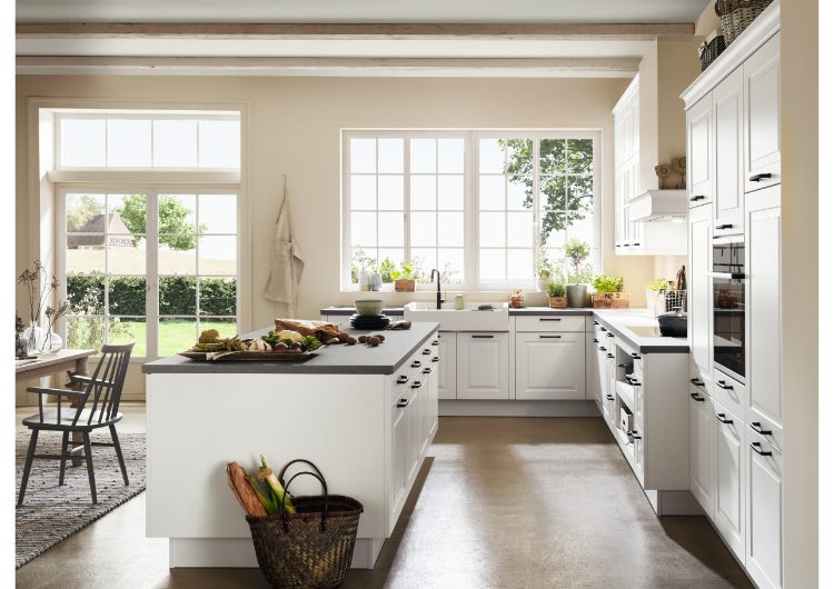 Light Kitchens Tile | Osborne Interiors, Chiswick