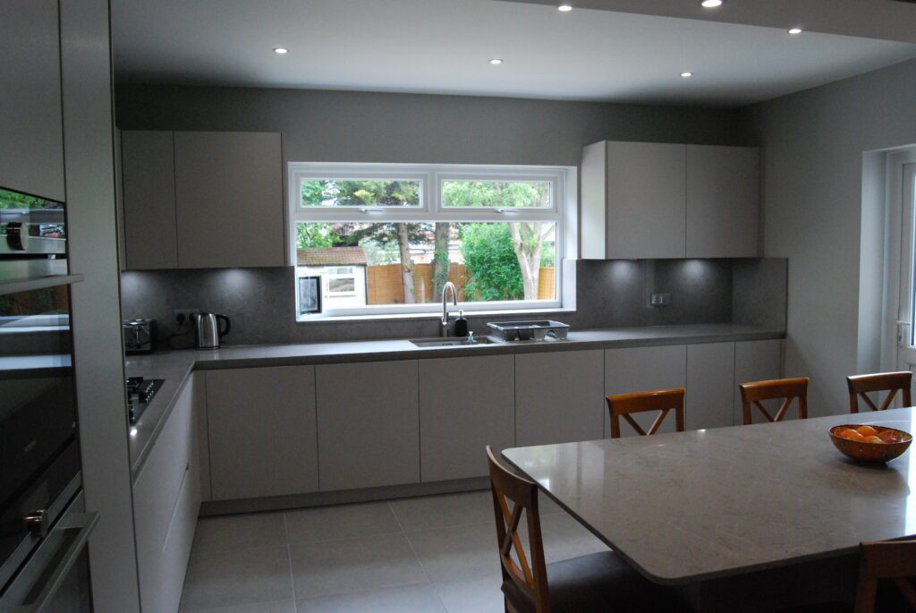 Clayhall Ig5 Jagpal 3 | My Dream Kitchen, London