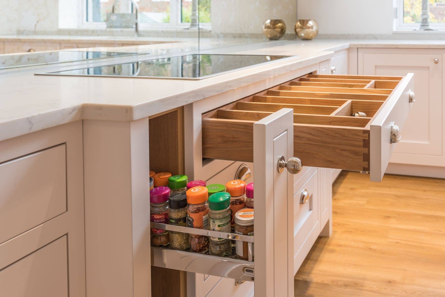 White Shaker In Frame Kitchen0006 | Stanford Design, Upminster